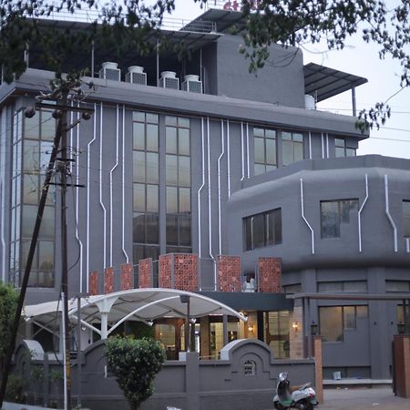 Hotel Statusinn, Ichalkaranji Luaran gambar