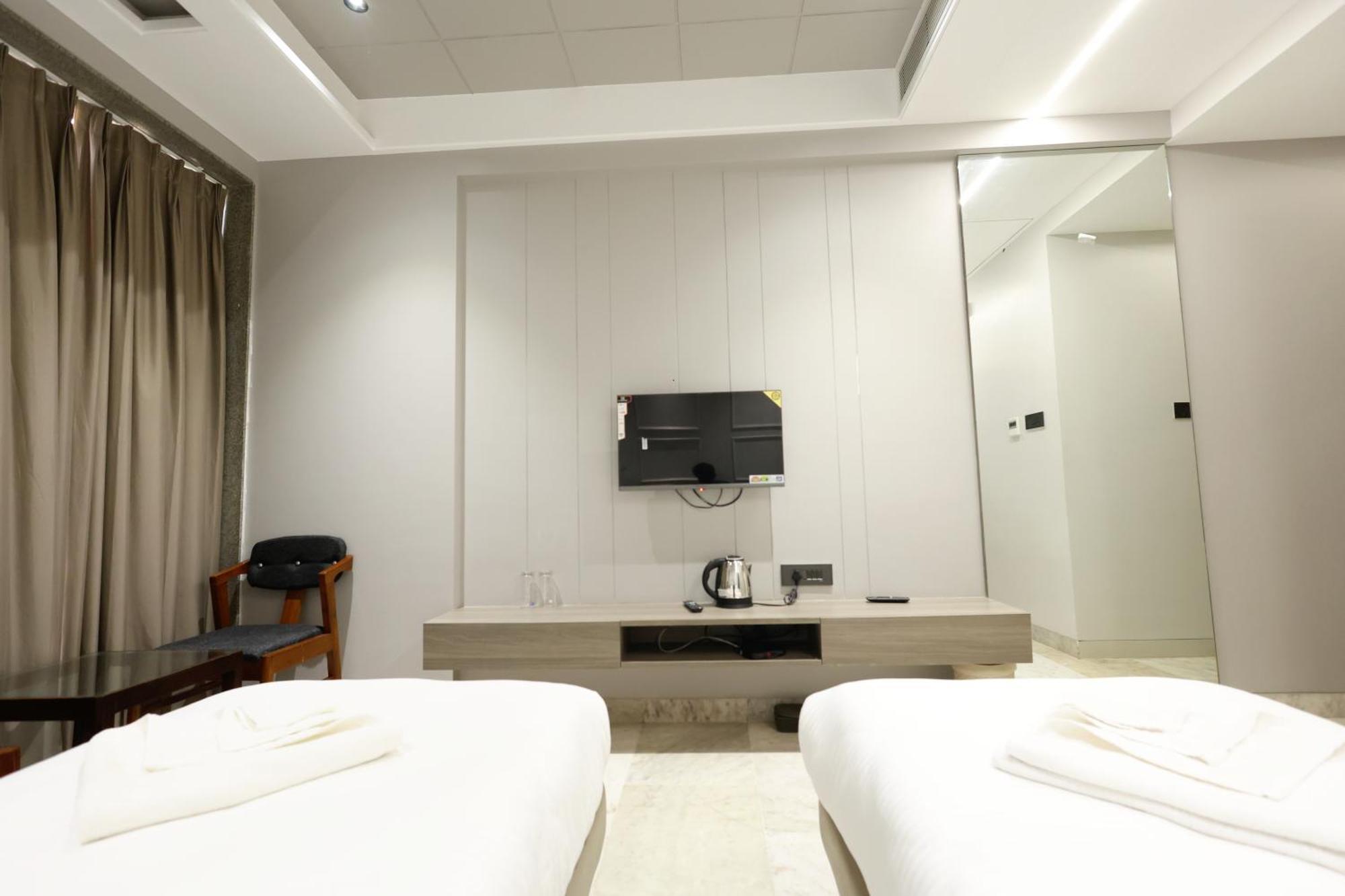 Hotel Statusinn, Ichalkaranji Luaran gambar