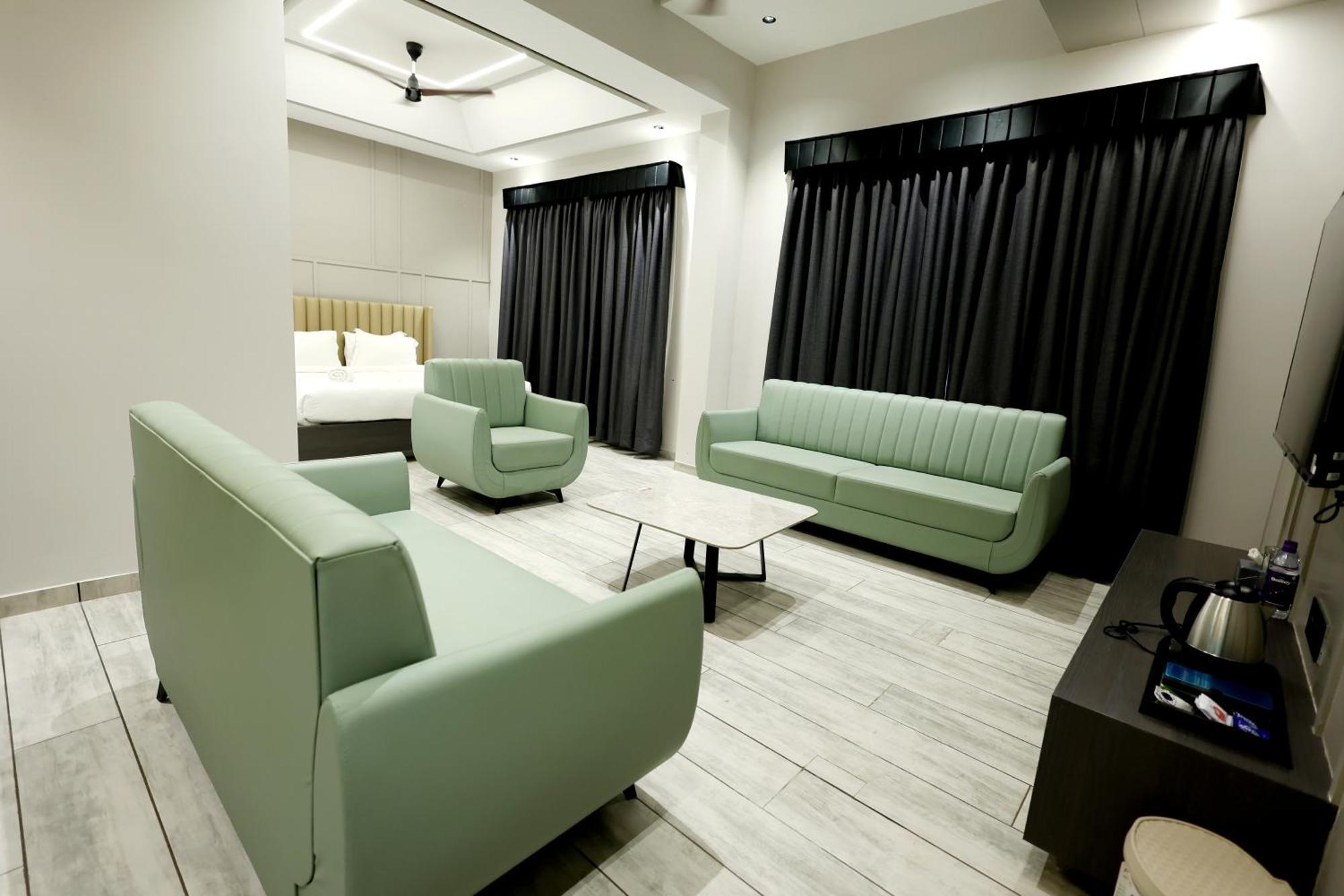 Hotel Statusinn, Ichalkaranji Luaran gambar