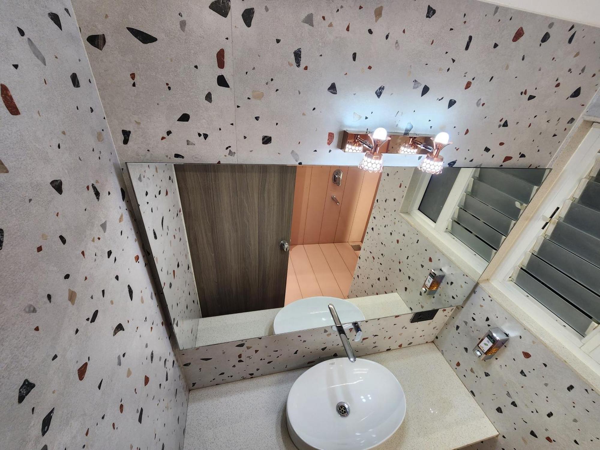 Hotel Statusinn, Ichalkaranji Luaran gambar