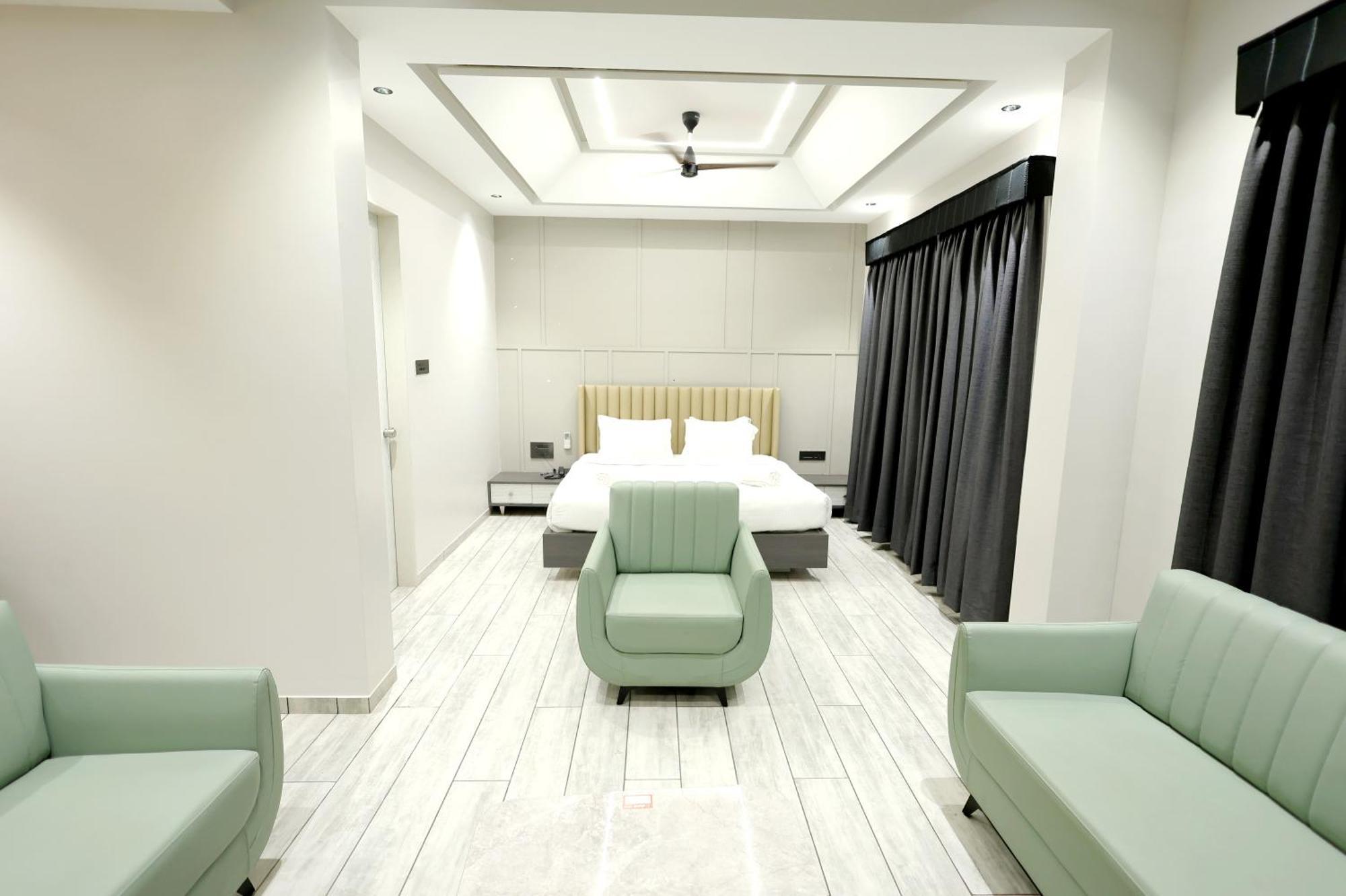 Hotel Statusinn, Ichalkaranji Luaran gambar