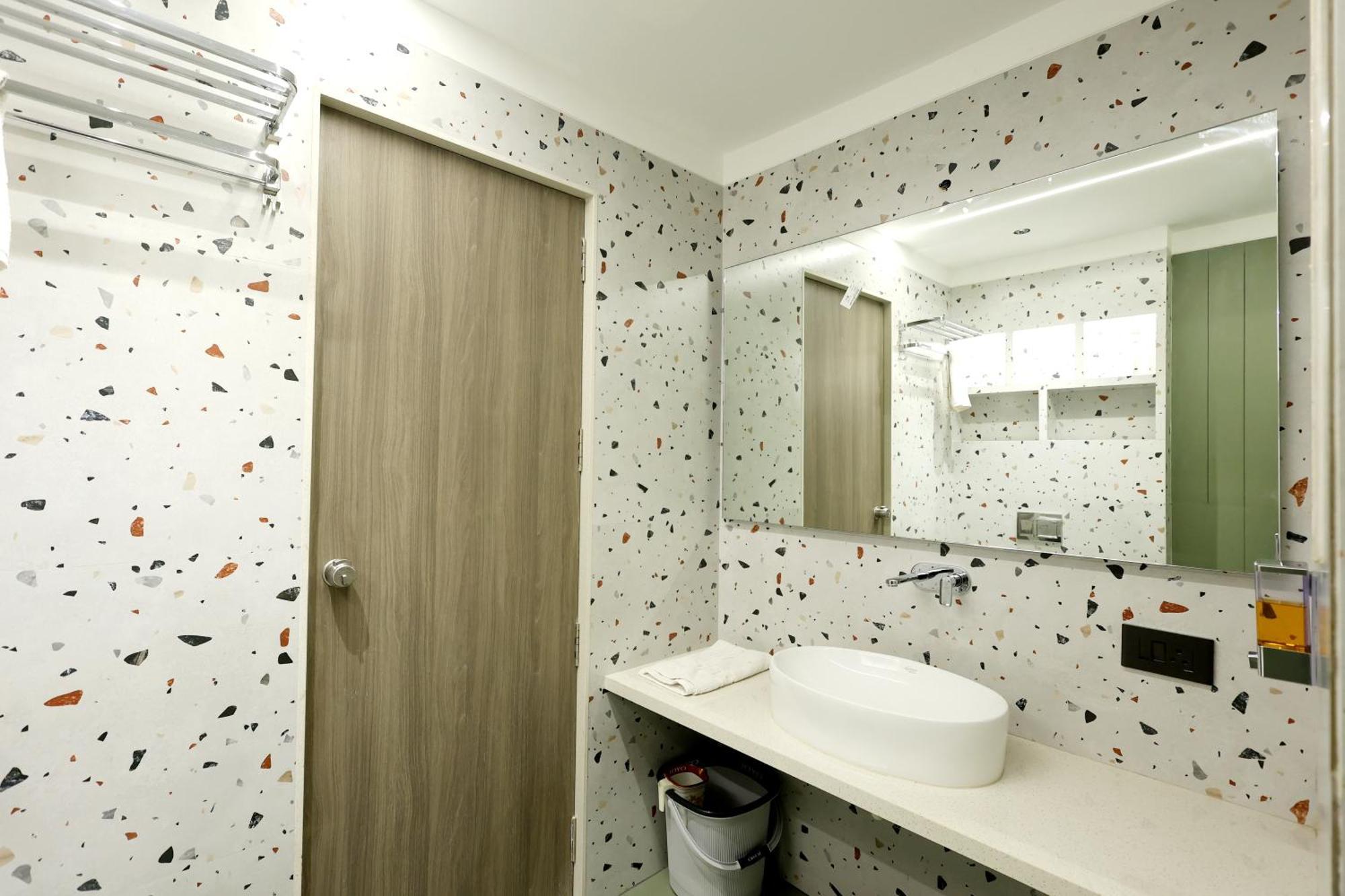 Hotel Statusinn, Ichalkaranji Luaran gambar