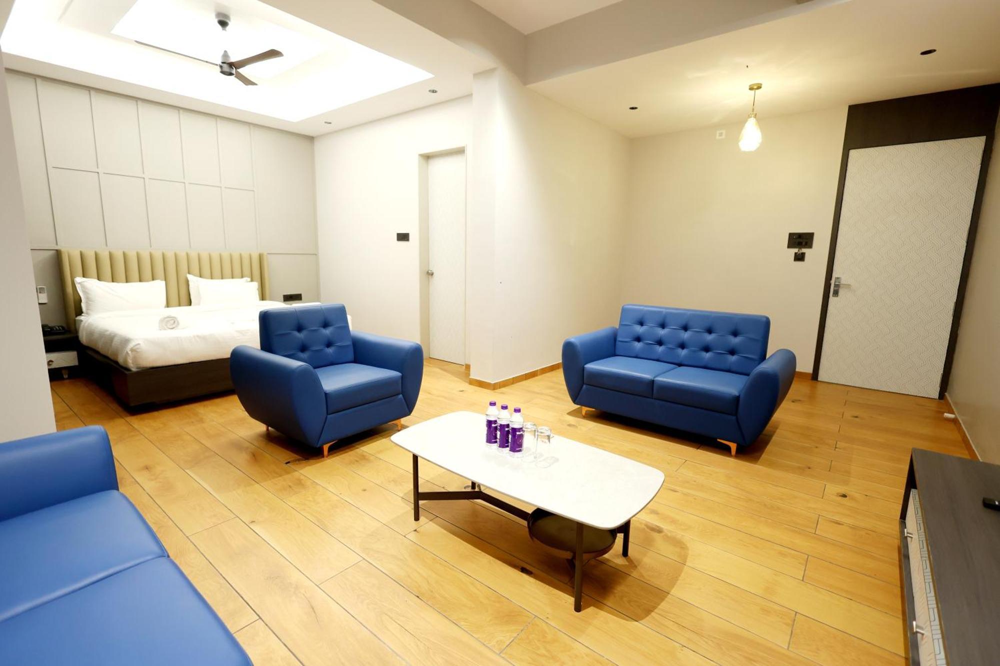 Hotel Statusinn, Ichalkaranji Luaran gambar