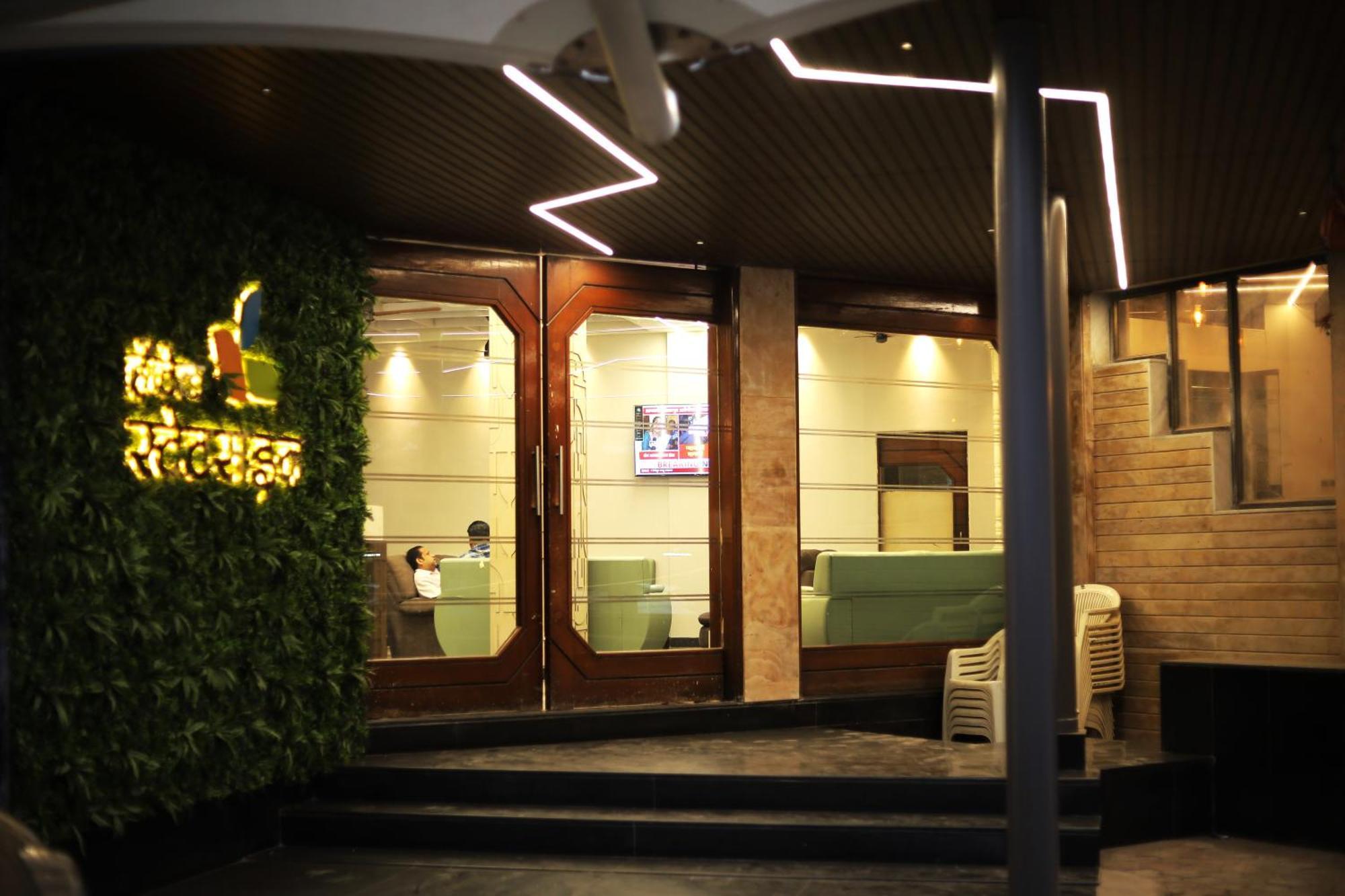 Hotel Statusinn, Ichalkaranji Luaran gambar